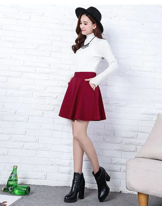 Elegant Skirt with Pockets