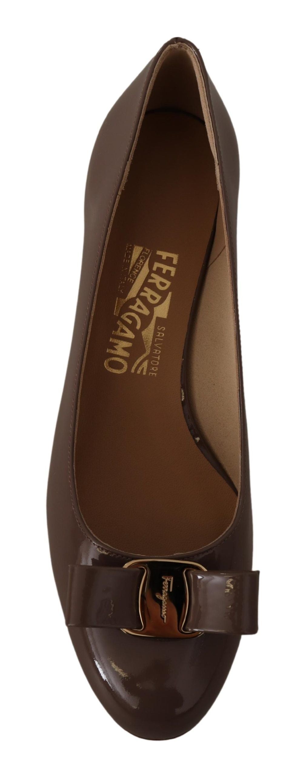 Salvatore Ferragamo Elegant Caraway Brown Pumps with Vara Bow