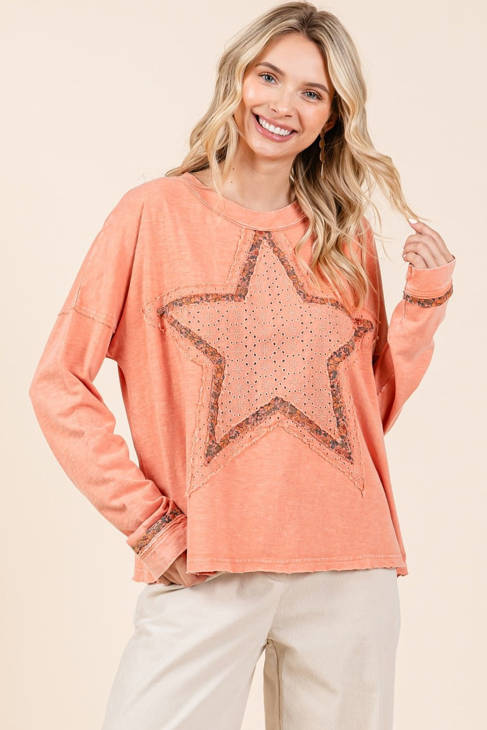 Mittoshop Mineral Wash Star Patch Long Sleeve T-Shirt Coral cream