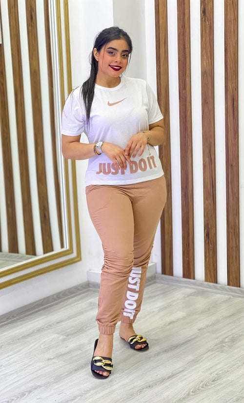 Short Sleeved T-shirt And Jogger Pants Set Beige