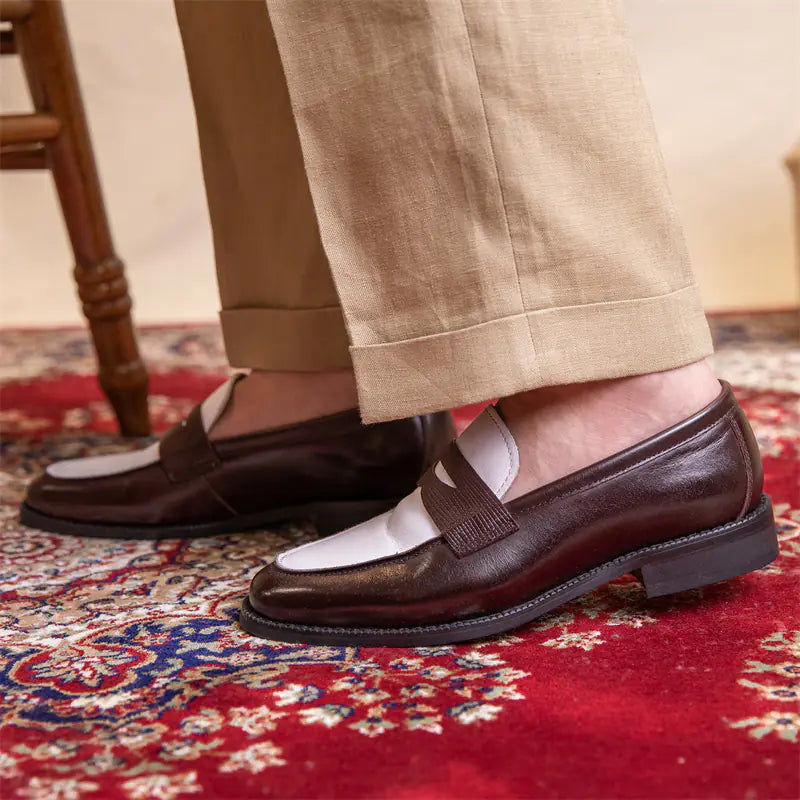 Chaussures décontractées en cuir à blocs de couleurs pour hommes avec bout carré