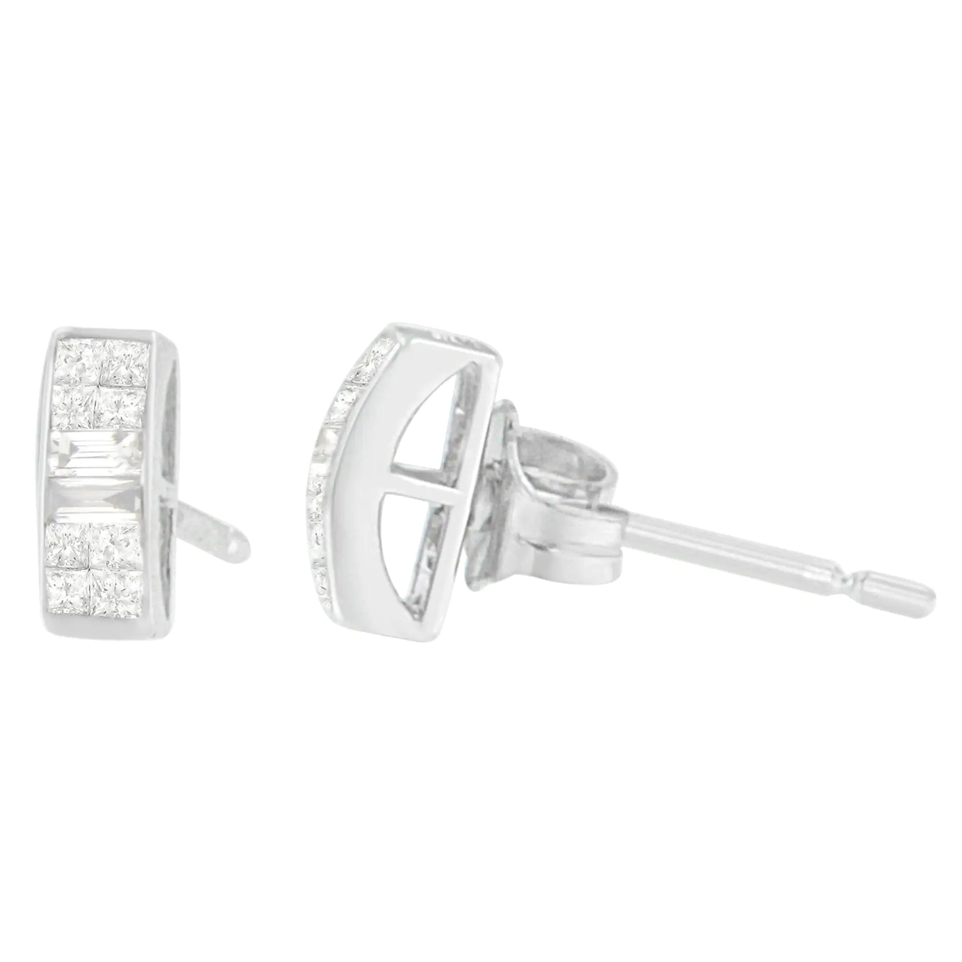 18K White Gold 1/4 cttw Baguette and Princess Cut Diamond Earrings (G-H, VS1-VS2)